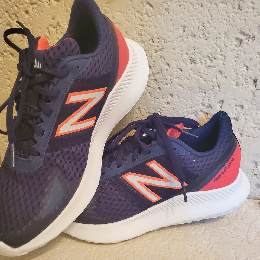 New balance women's sneakers